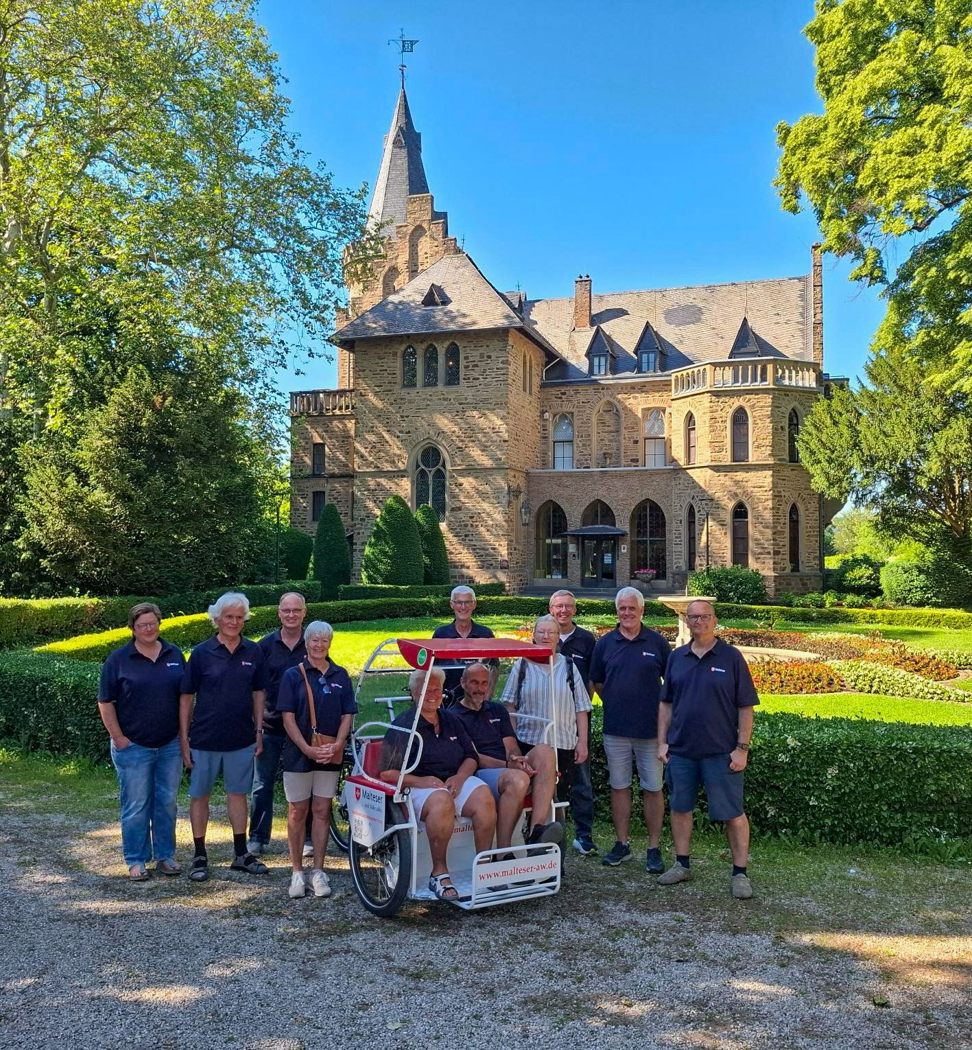 Z_Das Rikscha Team Sinzig